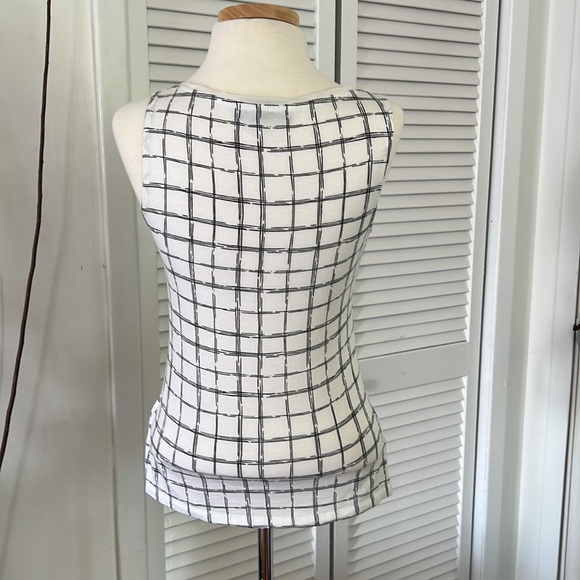 Banana Republic Tank top - Picture 2 of 3